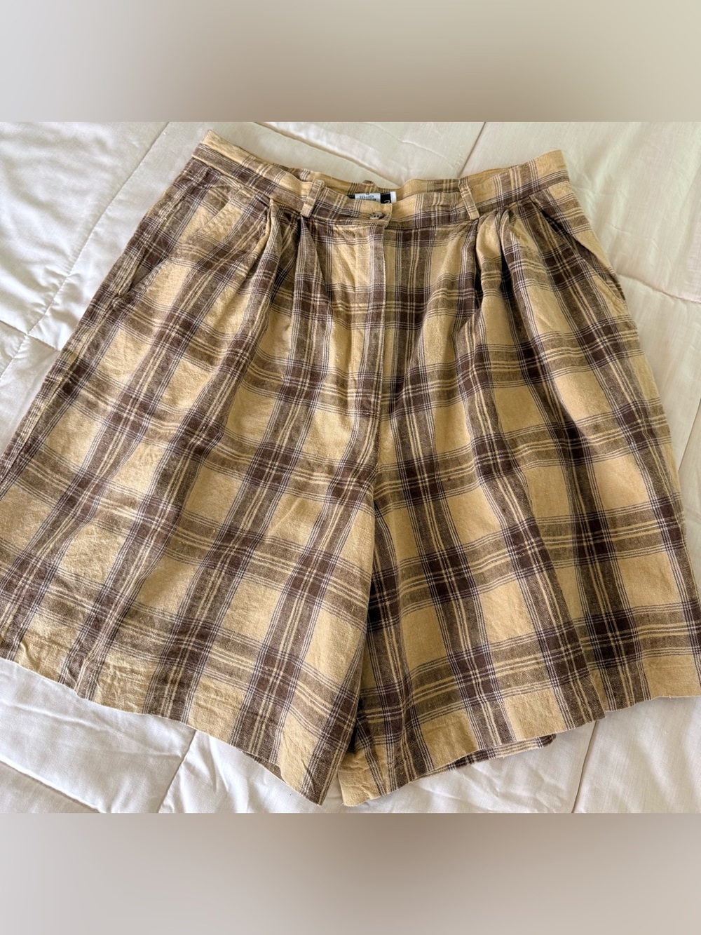 Vintage 90’s Chaus women’s classic linen blend preppy high rise plaid shorts 28